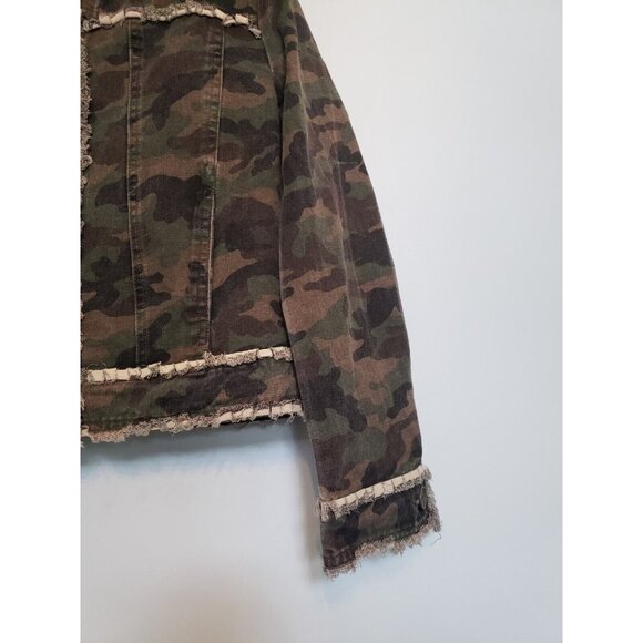 Charlie Page Women's M Trucker Jacket Camo Moto Fray Fringe Hem 100% Cotton NWOT - Picture 3 of 6